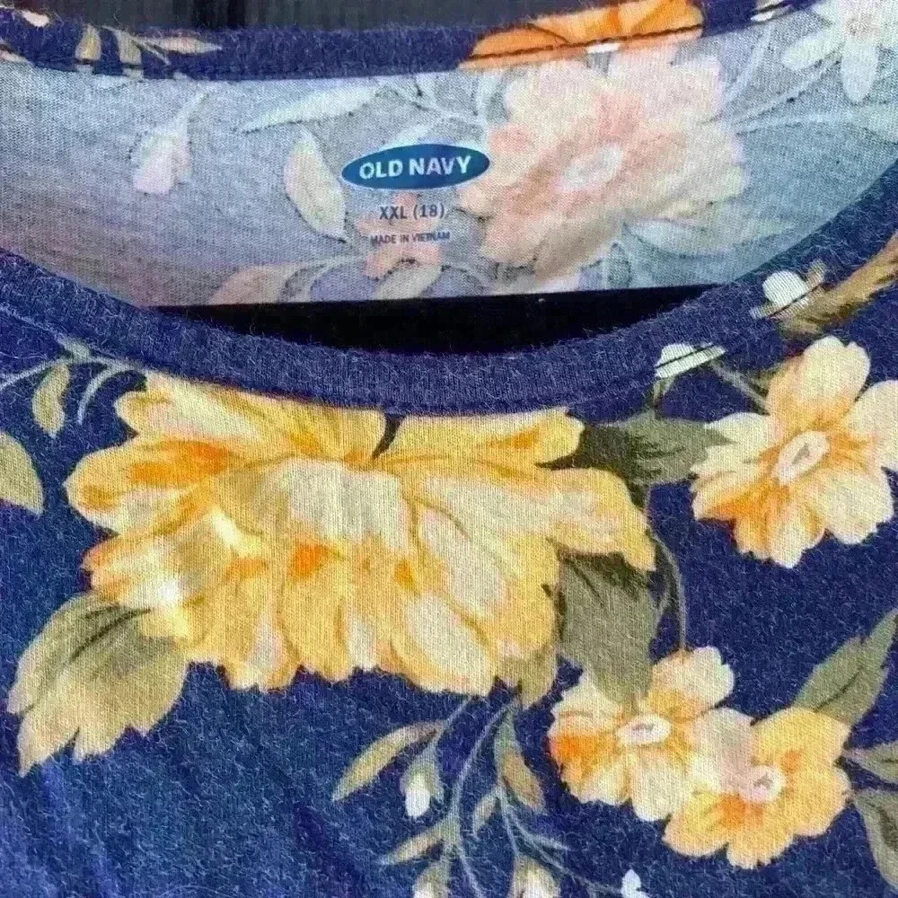 Old Navy Girls Knit Cinched Waist Dress. Size 18